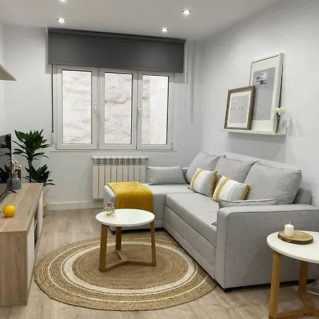 Apto A 5 Minutos De La Playa Del Arbeyal 기욘