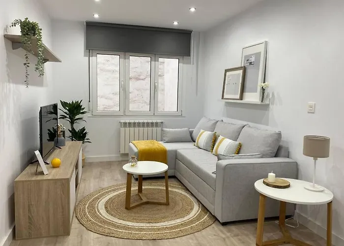 Apto A 5 Minutos De La Playa Del Arbeyal 기욘